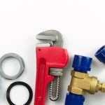 Coût moyen d'une réparation de plomberie : les facteurs clés pour estimer les tarifs